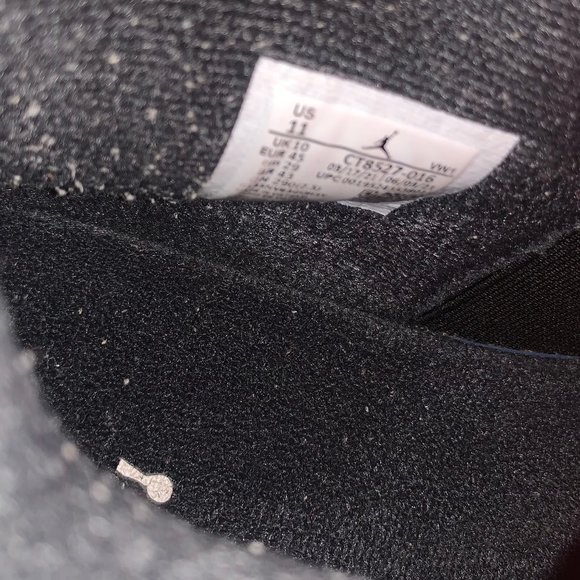 Jordan 4 Retro Red Thunder - Picture 4 of 6